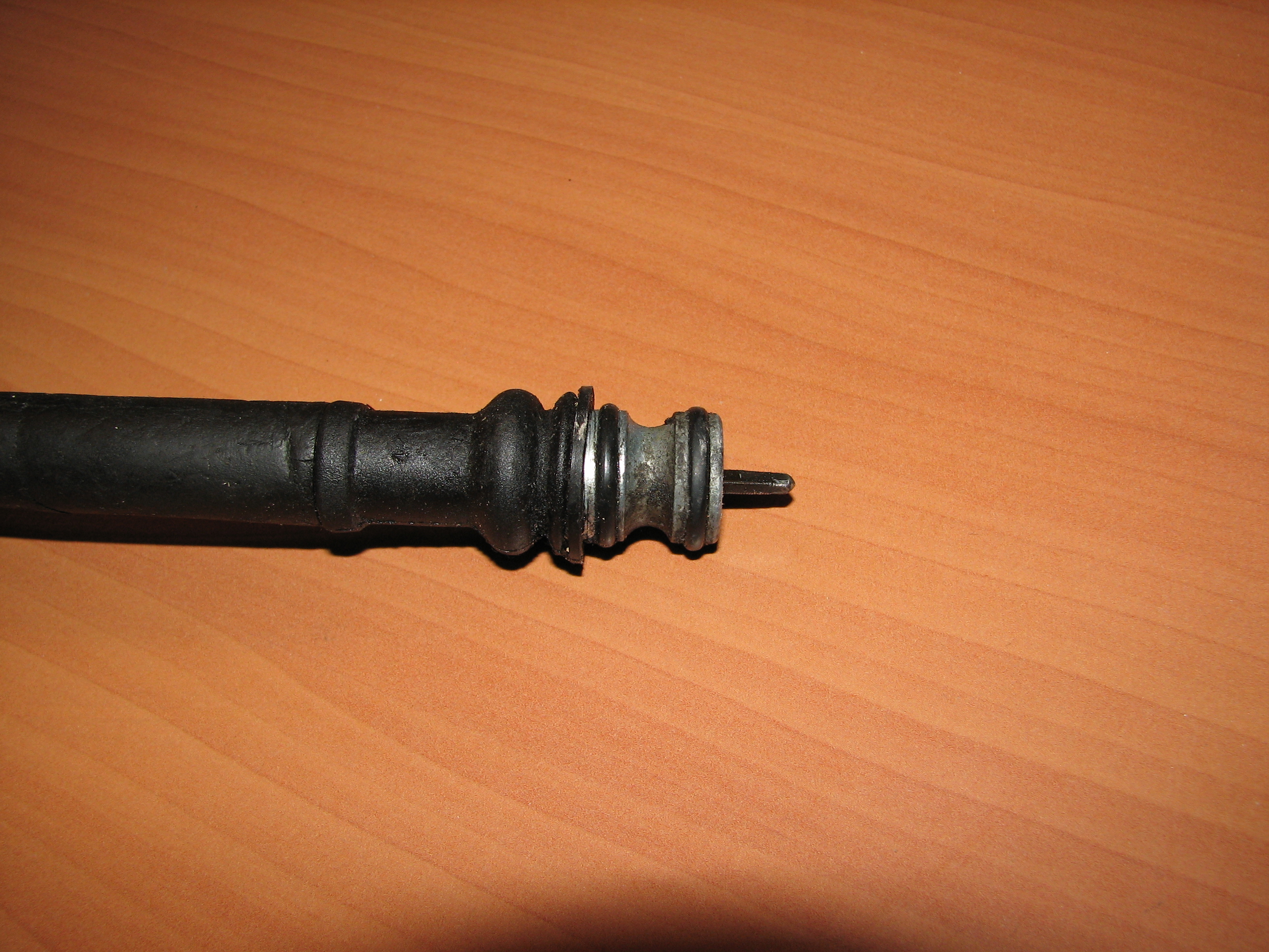 23_extremite_moteur.jpg