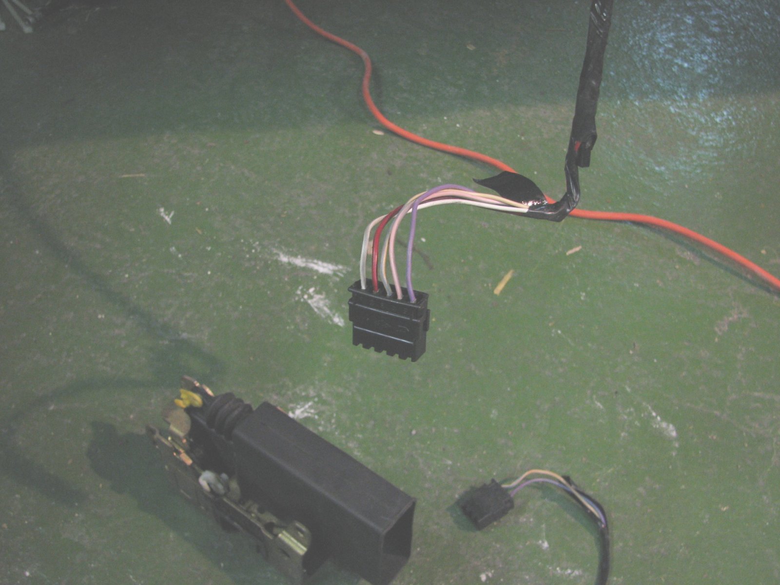 20_probleme_connecteur_verouillage_centralise.jpg