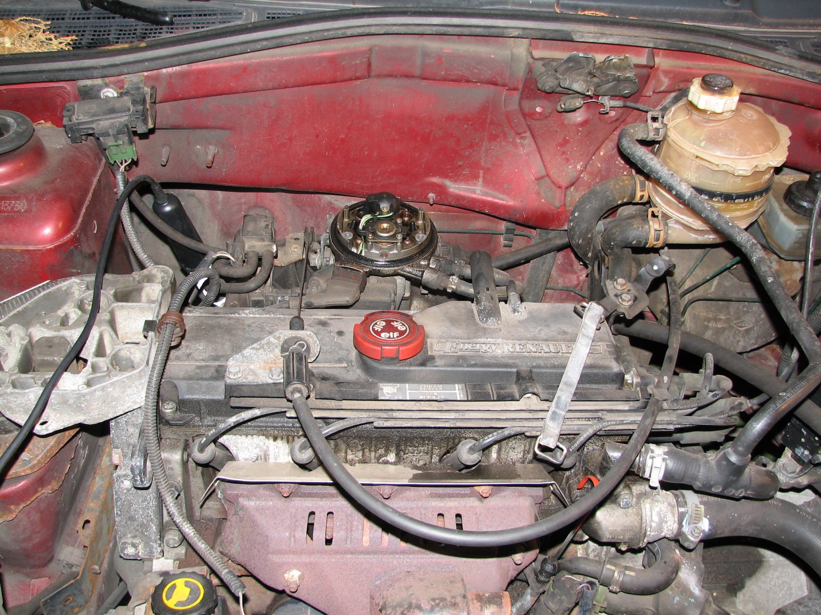 30_demontage_filtre_a_air_et_patte_moteur.jpg