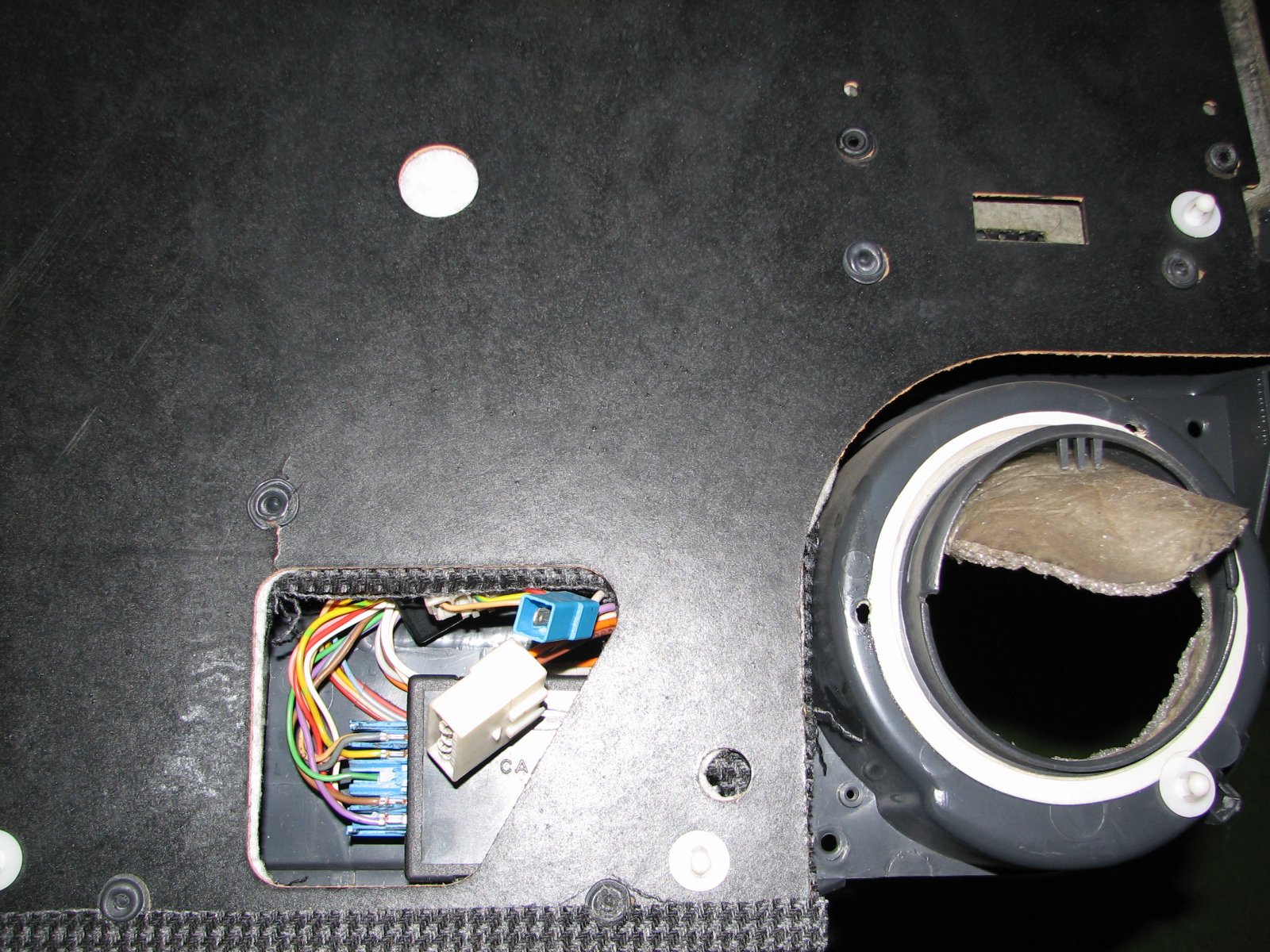 img_1438_installation_panneau_de_porte_passager.jpg