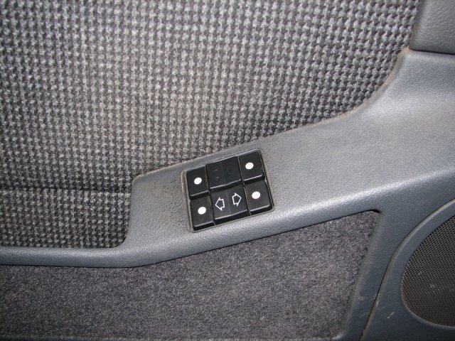 img_1442_double_interrupteur_sequentiel_conducteur.jpg