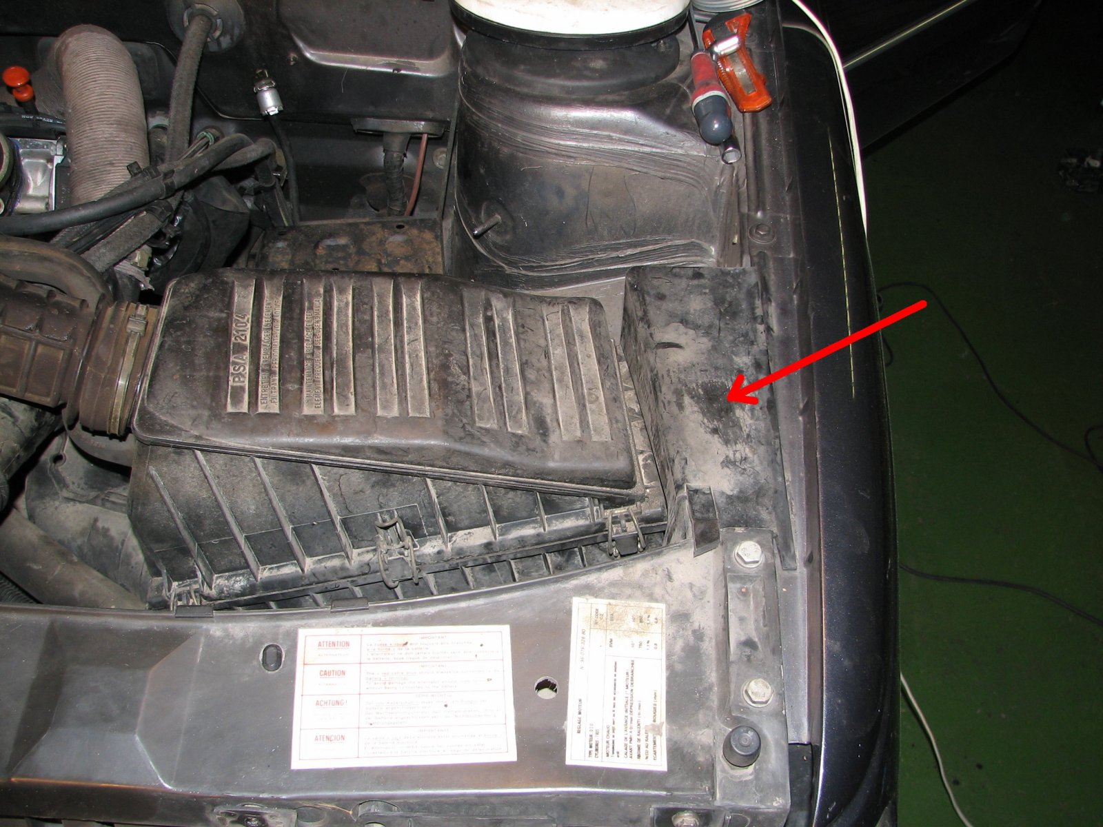 32_cache_connecteurs_phares.jpg
