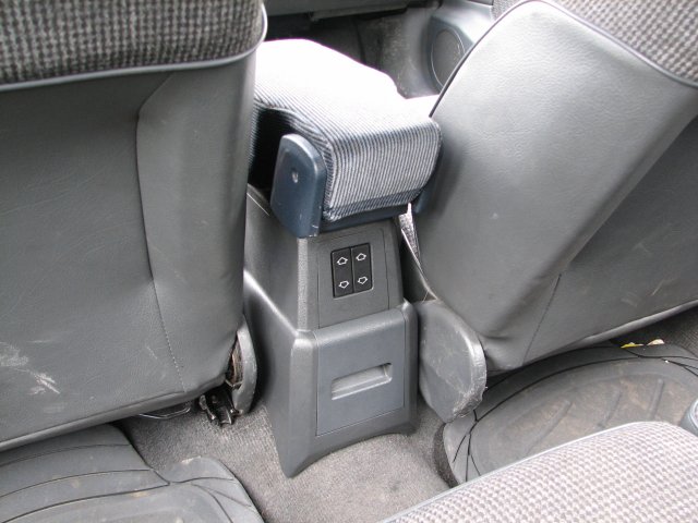 console_centrale_arriere_I.jpg