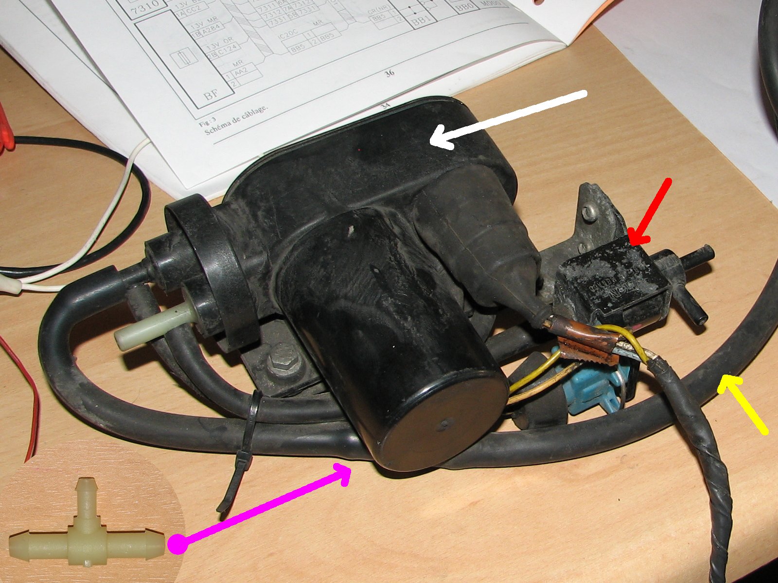 002_pompe_a_vide_et_electrovanne_de_securite.jpg