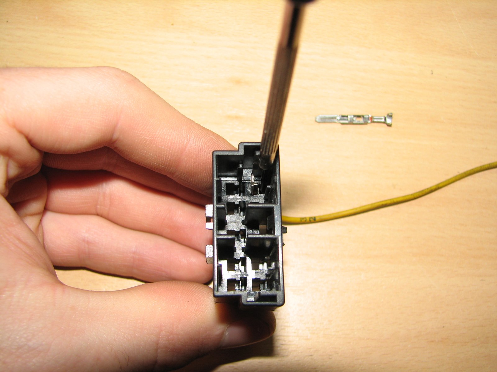 922_connecteur_male_2.8mm_ancien.jpg