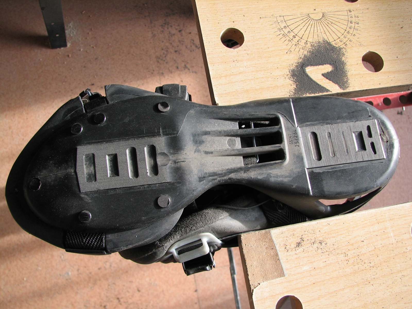 img_1375_supports_de_platine_ponces.jpg