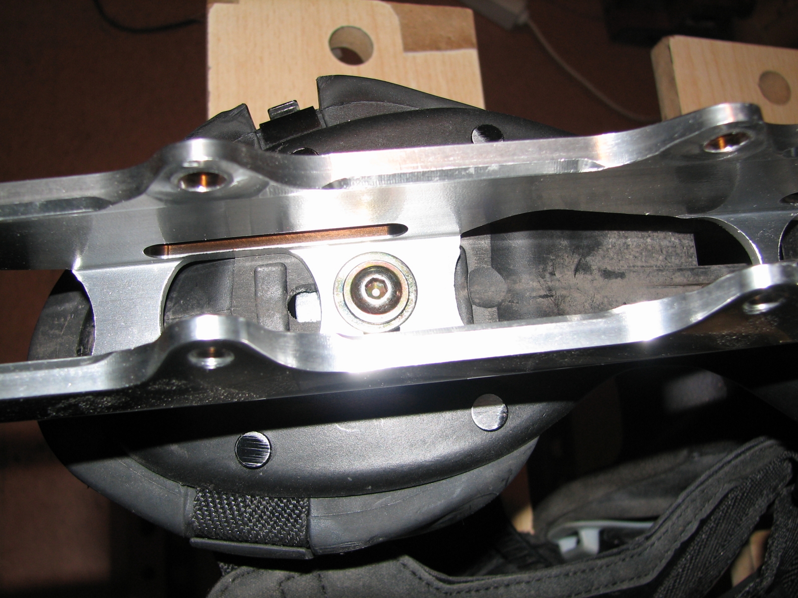 img_1403_vis_fixation_avant.jpg